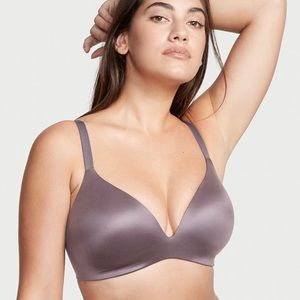 Victoria’s Secret bare infinity flex bra